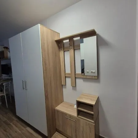 Lägenhet For Rent Cascadas Slăntjev Brjag