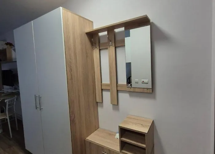 Lägenhet For Rent Cascadas Slăntjev Brjag